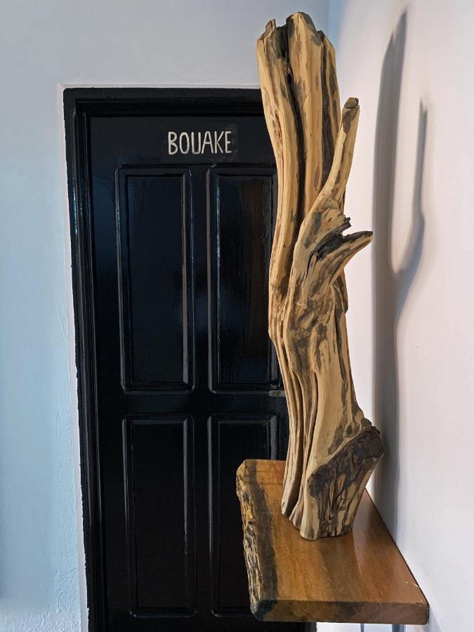 Hotel Blawa Abidjan Luaran gambar