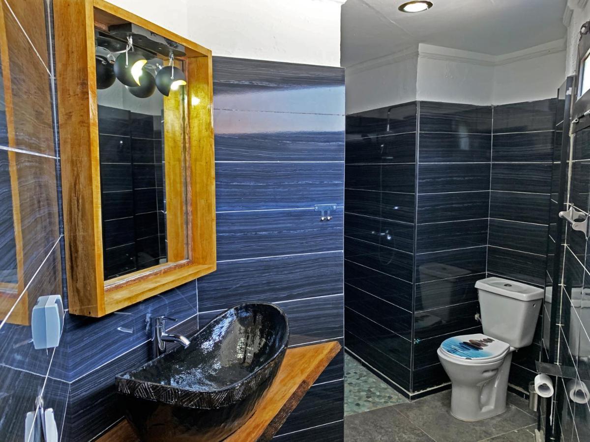 Hotel Blawa Abidjan Luaran gambar