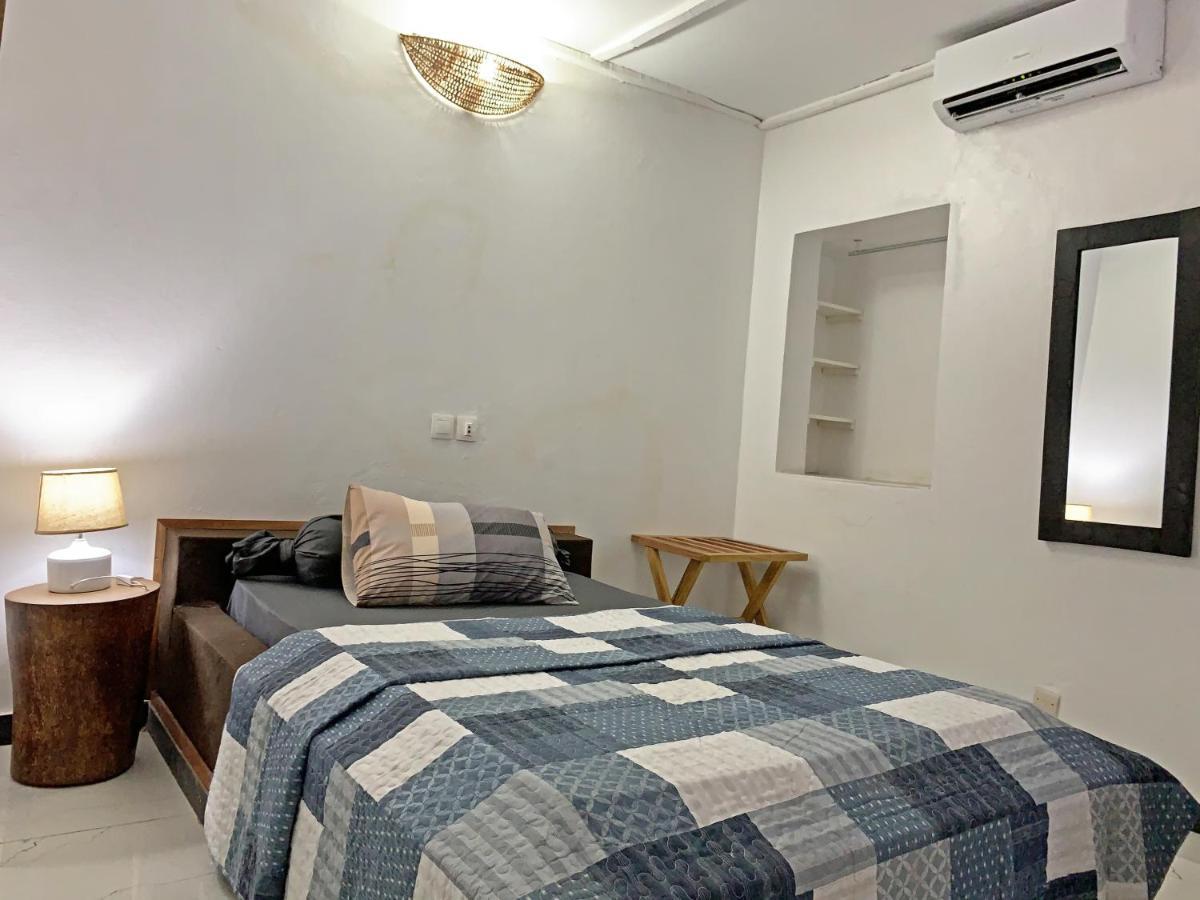 Hotel Blawa Abidjan Luaran gambar