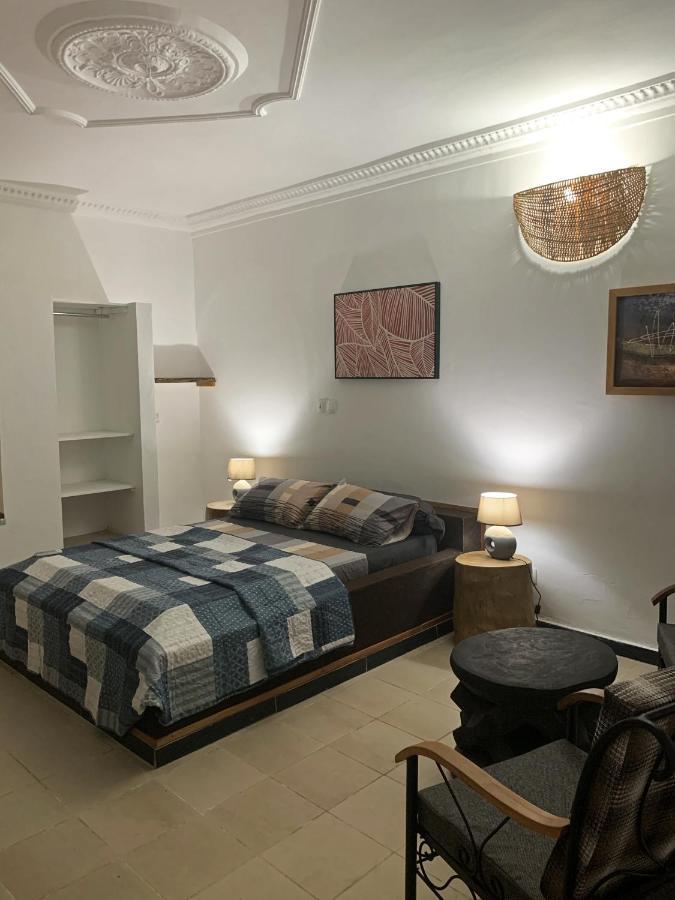Hotel Blawa Abidjan Luaran gambar